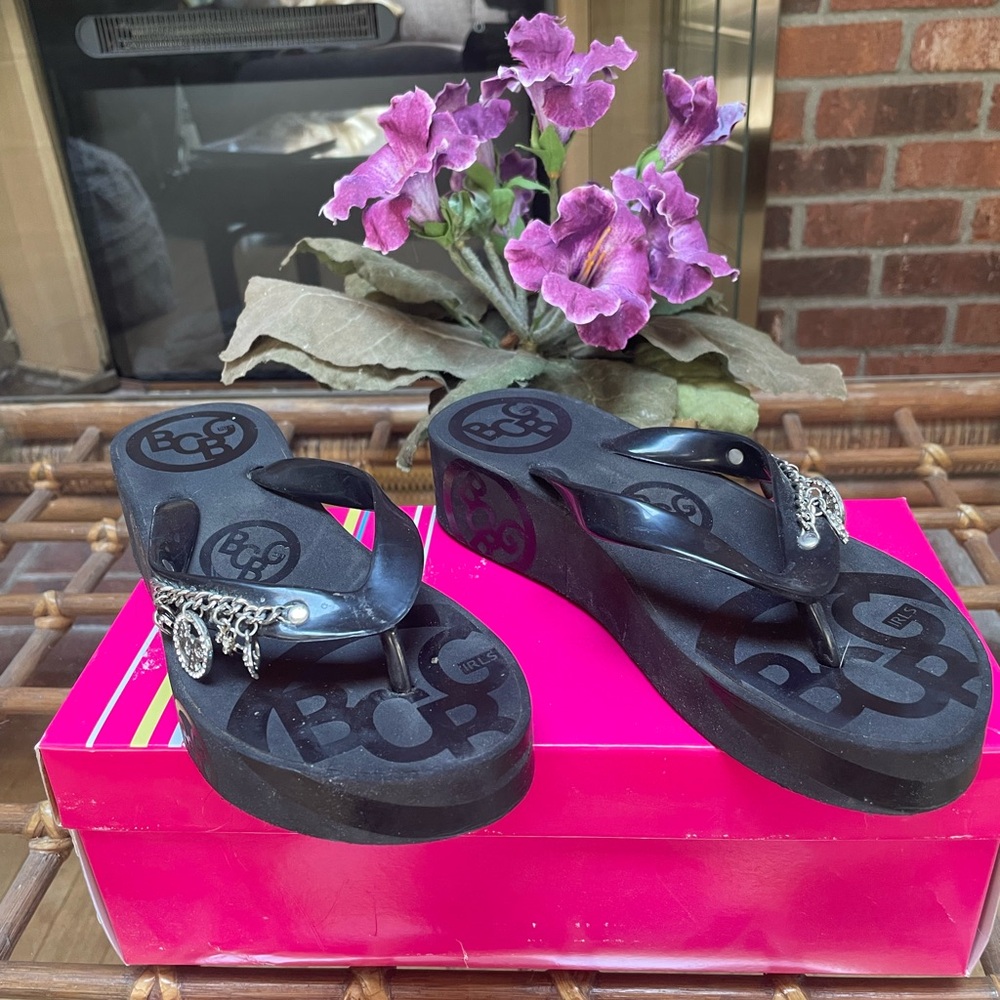 BCBG Black and Silver Sandals with Circular Pattern